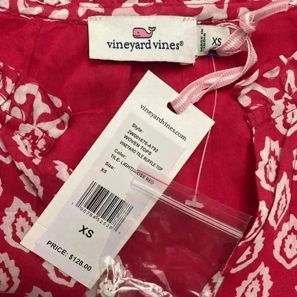 Vineyard Vines Short Sleeve Ruffle Shirt Size XS - Like New - Picture 3 of 4